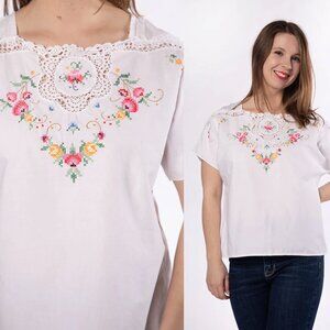 Vintage Floral Embroidered Hippie Folk Ethnic Blouse Top Linen Cotton M